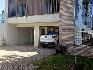 Casa Triplex � Venda